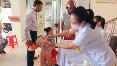 CAN LỘC TRIỂN KHAI UỐNG VITAMIN A VÀ UỐNG THUỐC TẨY GIUN ĐỢT 1 NĂM 2023