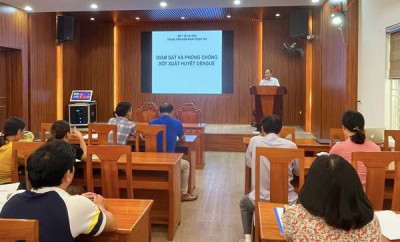 Trung tâm Y tế Can Lộc tổ chức lớp tập huấn giám sát, đáp ứng phòng chống dịch Sốt xuất huyết Dengue cho cán bộ Y tế năm 2023.