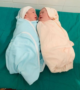 VUI MỪNG CHÀO ĐÓN CẶP SONG SINH ĐÁNG YÊU!