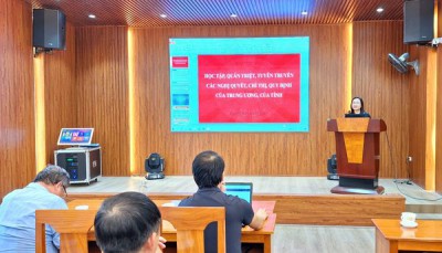 Trung tâm Y tế Can Lộc học tập, quán triệt, tuyên truyền các Nghị quyết, chỉ thị, quy định, của trung ương của tỉnh.